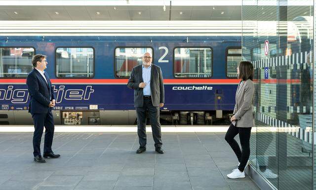 ÖBB-Vorstandsvorsitzender Andreas Matthä wünscht sich mehr Passagiere und hält Bahnfahren für „sehr günstig“. 