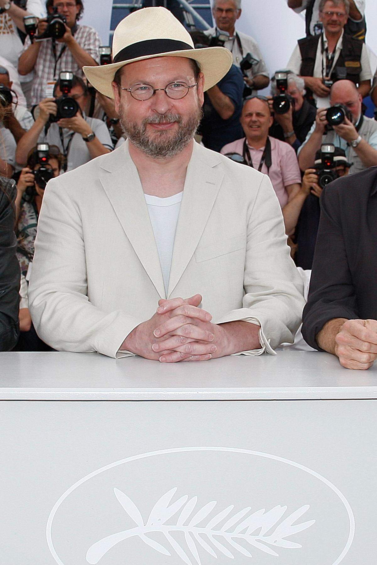 Im kommenden Jahr soll Von Triers neuer Film "The House That Jack Built" - benannt nach einem Kinderreim - fertig sein. Spannend wird, wo der Regisseur ihn vorstellen wird. Ob erneut - wie "Nymphomaniac" bei der Berlinale - oder wieder in Cannes, wo der Regisseur seine bisher größten Erfolge feierte.