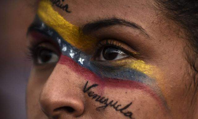 COLOMBIA-Protest gegen Maduro. Der Machtkampf in Venezuela hat sich massiv zugespitzt.-CRISIS-OPPOSITION-DEMO