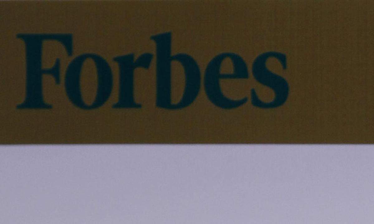 Das US-Magazin "Forbes" hat die Liste der mächtigsten Unternehmen der Welt veröffentlicht. An der Spitze gab es starke Veränderungen, China ist im Vormarsch."Forbes" hat die 2000 größten Firmen durchleuchtet. Neben dem Ranking werden die akutellen Werte der vier Kriterien Umsatz, Gewinn, Anlagevermögen und Marktwert gezeigt.