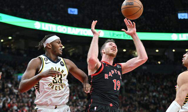 NBA, Basketball Herren, USA Indiana Pacers at Toronto Raptors Mar 22, 2023; Toronto, Ontario, CAN; Toronto Raptors cente