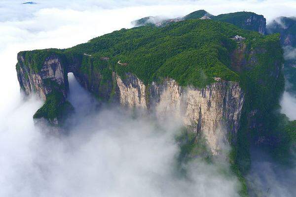 International bekannt sind die Canyons spätestens, seit sie als Kulissenvorlage für freischwebende Berge im Animationsfilm "Avatar" dienten.
