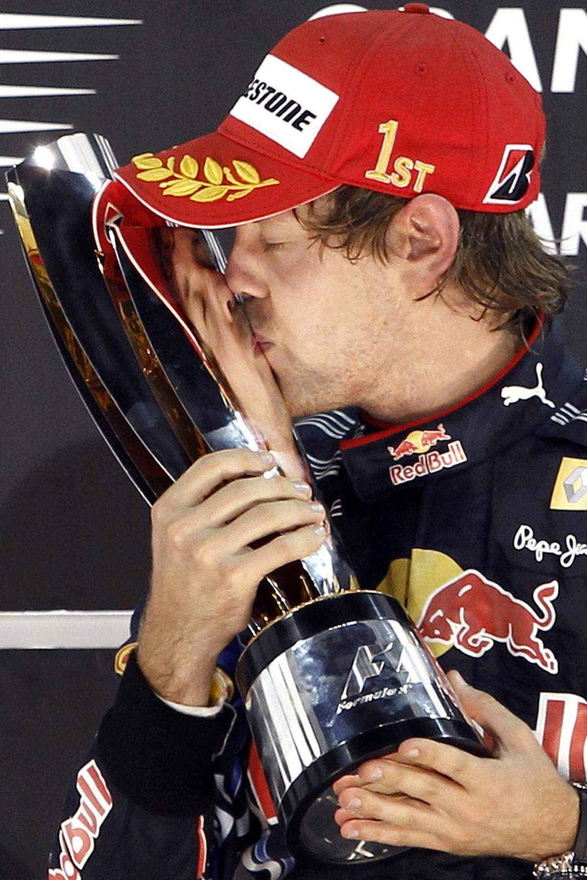 Sebastian Vettel (GER)  Geboren: 3. Juli 1987 in Heppenheim  Erster Grand Prix: 17. Juni 2007 USA  Erster GP-Sieg: 14. September 2008 Italien  GP-Starts: 62  GP-Siege: 10  Bisherige Teams: BMW-Sauber (2007), Toro Rosso (2007-2008)  Größter Erfolg: Weltmeister 2010