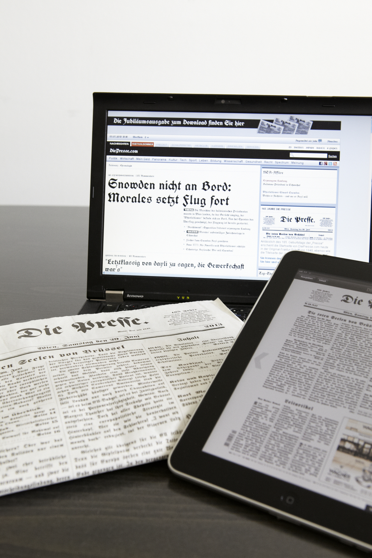 Die jüngste Jubiläumsausgabe der „Presse“ war umsatzmäßig die erfolgreichste der gesamten „Presse“-Geschichte.Und auch in kreativer Hinsicht eine Ausnahmezeitung: Zahlreiche Unternehmen haben die Gelegenheit für eigens für den Anlass erdachte Inserate genutzt. Genug Potenzial für einen Kreativwettbewerb beim Fest am 3. Juli: die Wahl des kreativsten Sujets. Auf die Sieger warteten, (nicht ganz zufällig) 165.000 Euro an Werbewert…