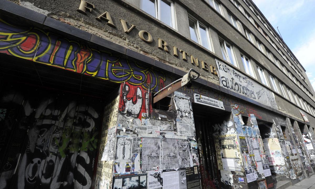 ERNST KIRCHWEGER HAUS IN WIEN