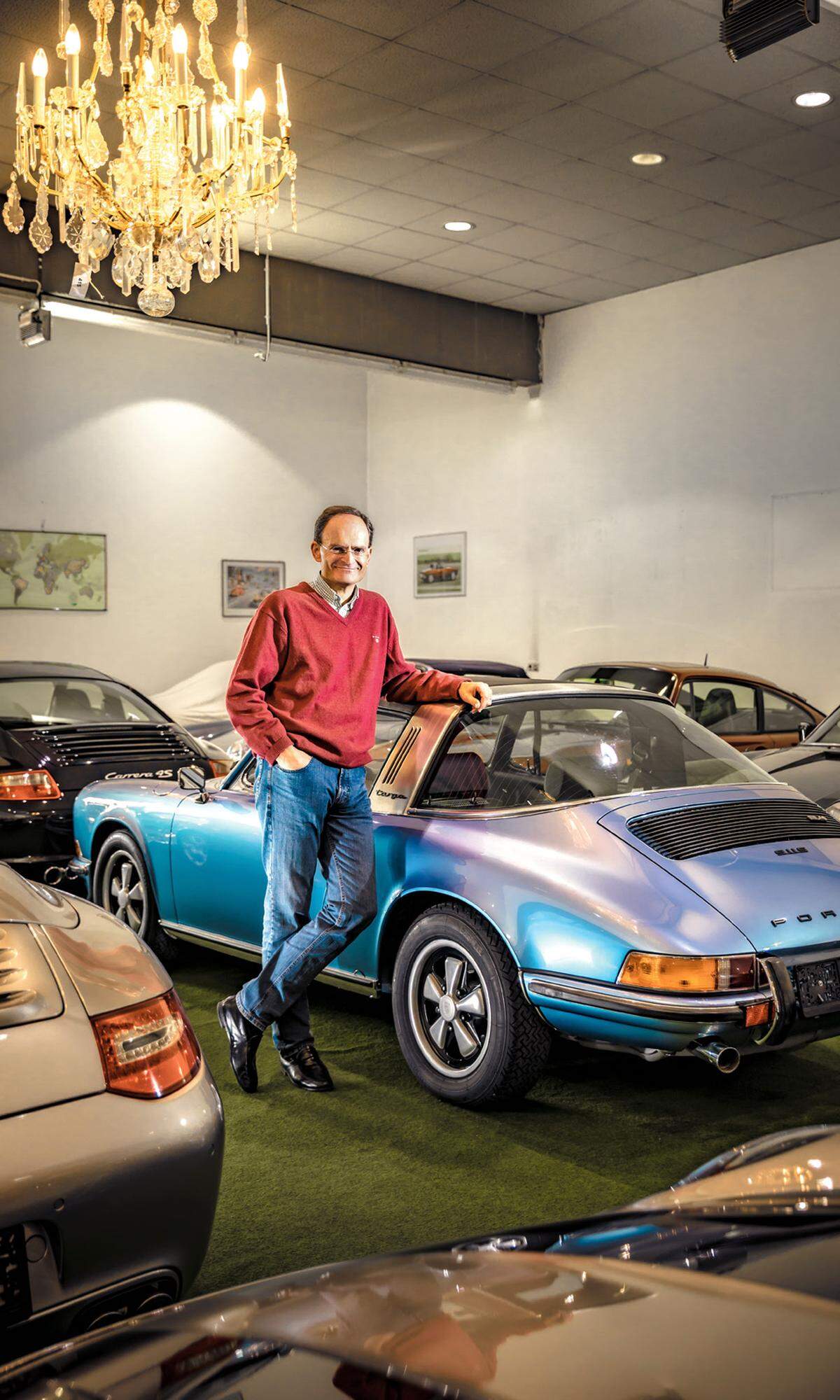 „Freudenhaus" nennt Georg Konradsheim den feinen Mix quer über die Epochen; Porsche-Eklektizismus, sozusagen. Text von Timo Völker.