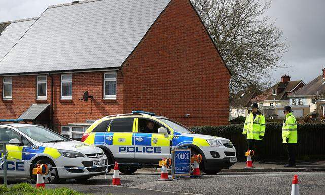 Die Polizei riegelte die Umgebung des Hauses von Sergej Skripal in Salisbury ab.