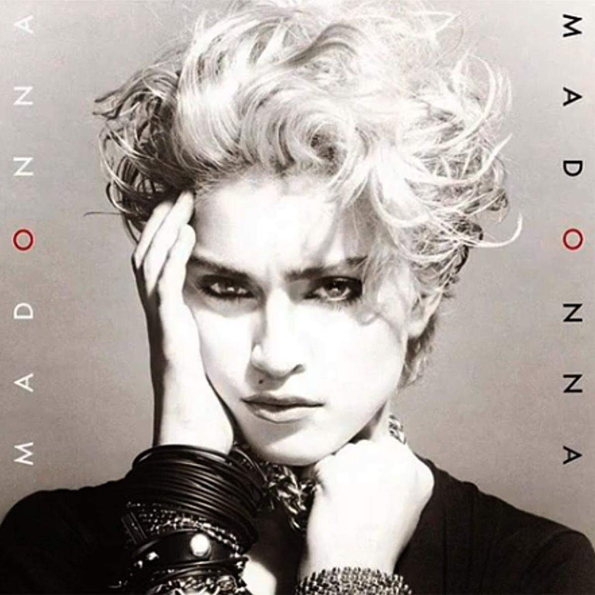 Lange bevor Madonna auf peinliche Trendzüge aufsprang, war sie eigentlich eine fabelhafte Pop-Gestalt. Vor allem auf ihrem Album "Madonna" (1983) versprühte sie Unbekümmertheit.
