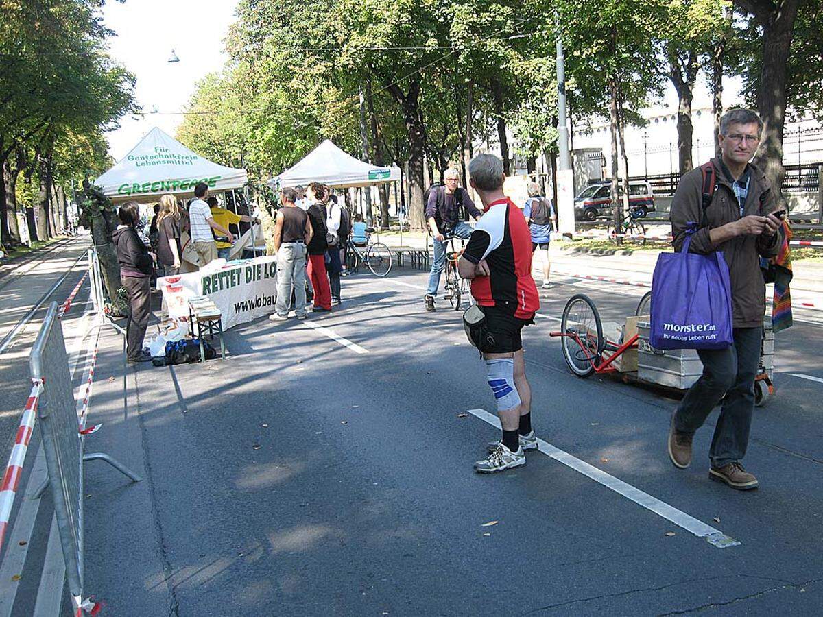 Die Veranstalter wollen erreichen, dass Autos aus der Innenstadt zurückgedrängt und die Bedingungen für Radfahrer verbessert werden.