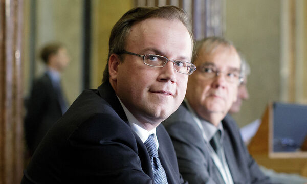 HYPO-U-AUSSCHUSS: DOBERNIG