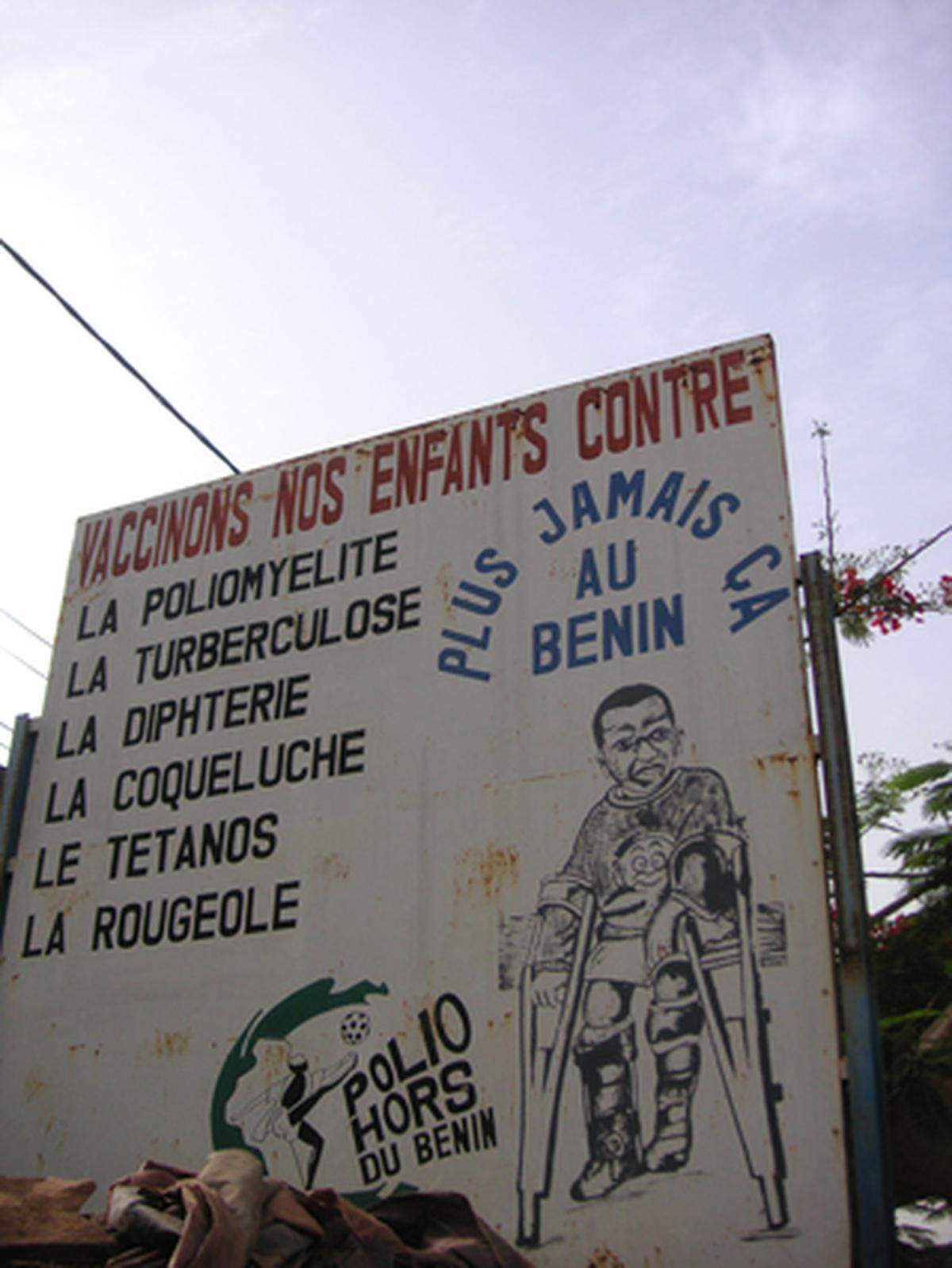 Nationale Impfprogramme tun auch hier im Nordwesten von Benin ihr bestes, um zumindest gegen die schwersten Krankheiten zu immunisieren.