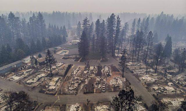 Ein Bild aus der Nähe von Paradise in Kalifornien, wo das "Camp Feuer" gewütet hat.