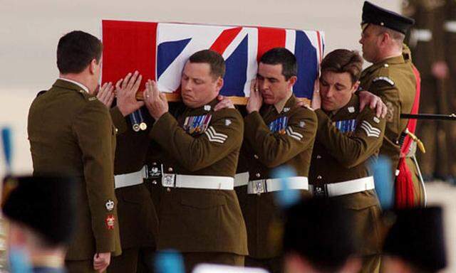 Briten im Irak-Krieg: Fünf Schuss pro Mann