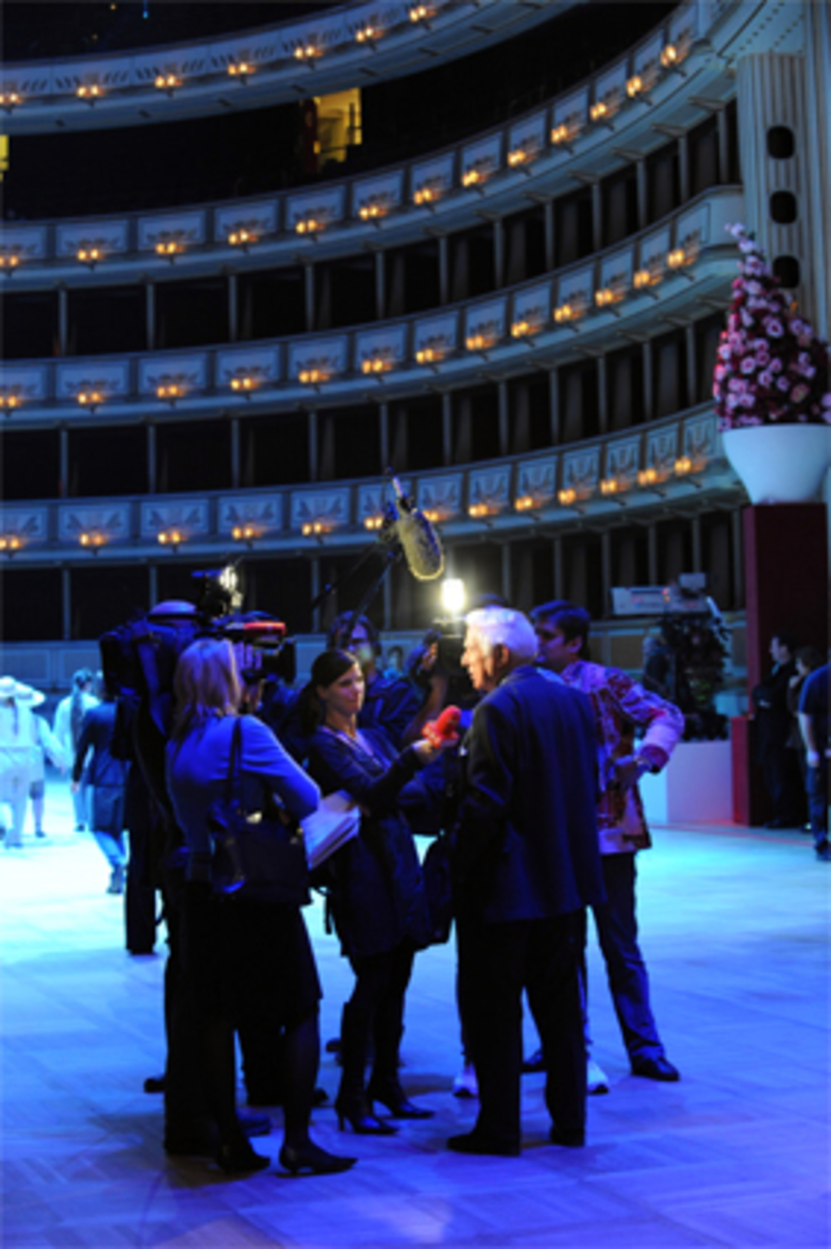 Seit 1992 ist Ioan Holender Direktor der Staatsoper. Im Juni endet sein Vertrag und er tritt seinen wohlverdienten Ruhestand an.