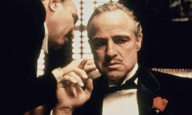 Marlon Brando als Mafia-Boss Vito Corleone in dem Film "Der Pate". 