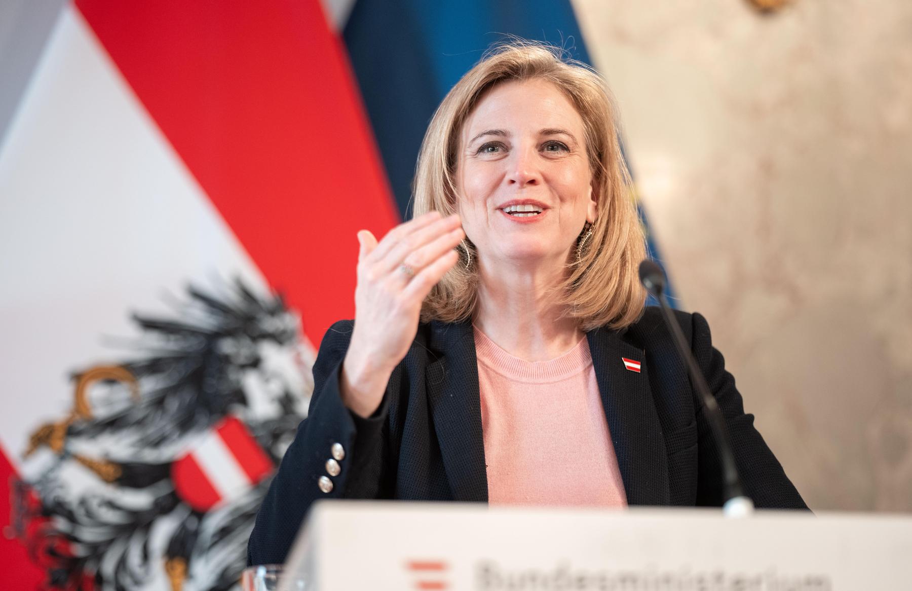Meinl-Reisinger telephoned with US Foreign Minister Rubio-Diepresse.com
