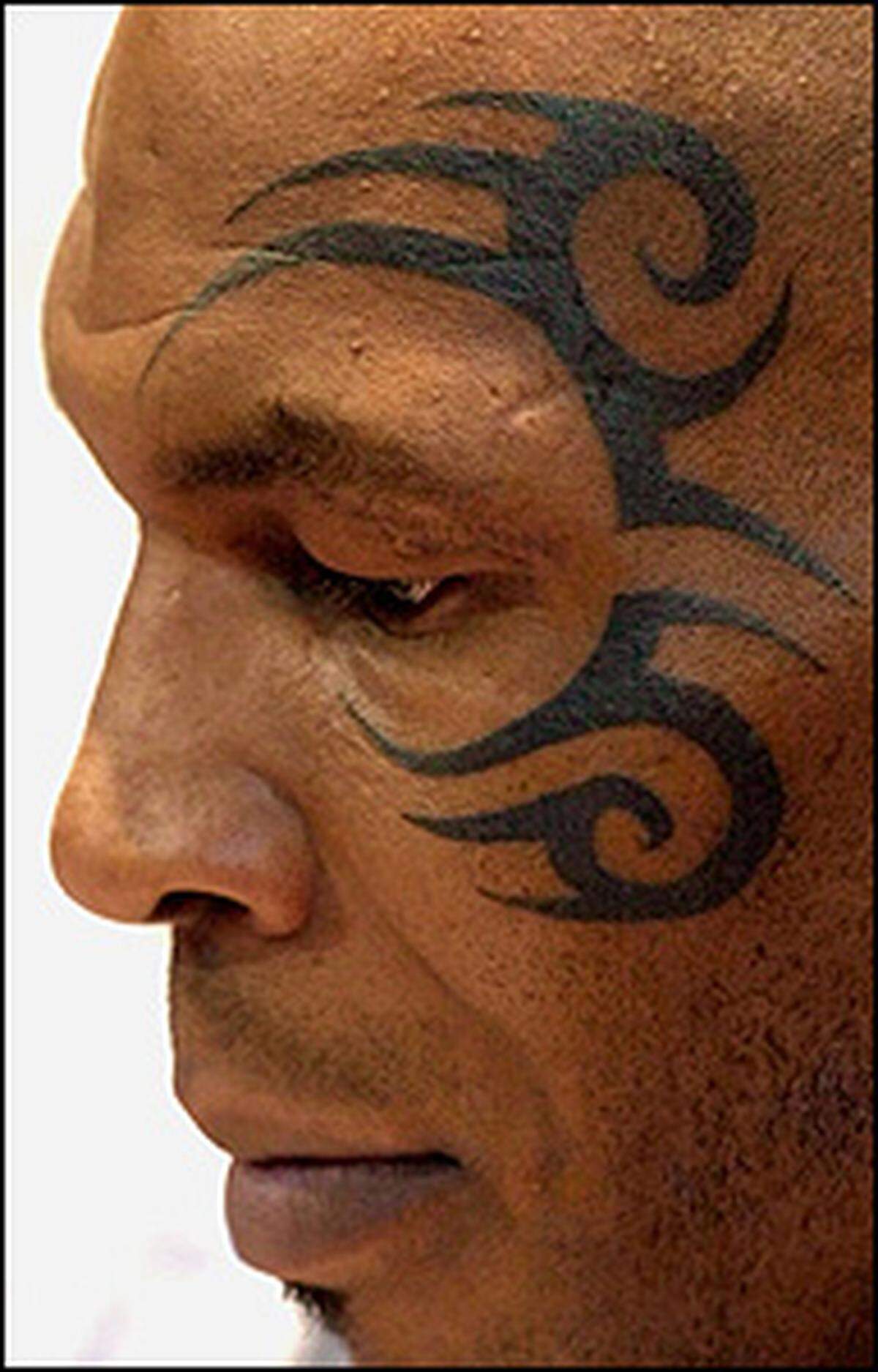 Wegen guter Führung wurde Tyson 1995 nach drei Jahren aus der Haft entlassen.