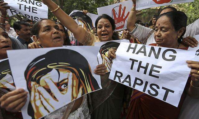Die publik gewordene Vergewaltigung einer Studentin durch sechs Männer, löste heftige Proteste in vielen Teilen Indiens aus.