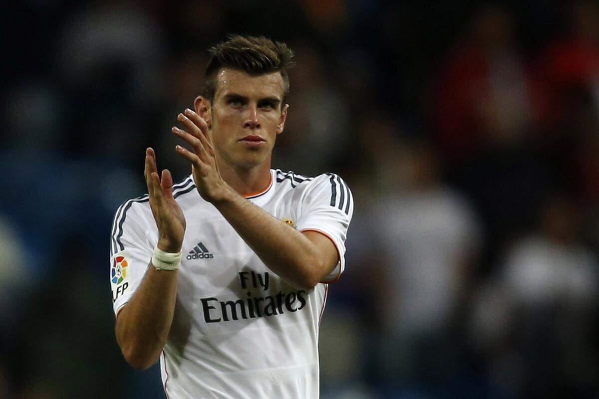 Ein ebenfalls prominentes Opfer forderte noch in der Gruppenphase die Gruppe A. 100-Millionen-Euro-Rekordmann Gareth Bale belegte mit Wales nur den fünften Platz und wird daher bei der WM 2014 in Brasilien fehlen.