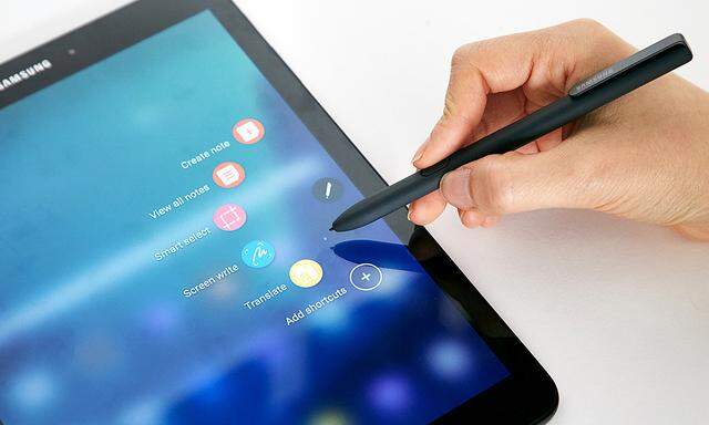 Der Stift ist dabei: Das Galaxy Tab S3 ist eine gute iPad-Alternative.