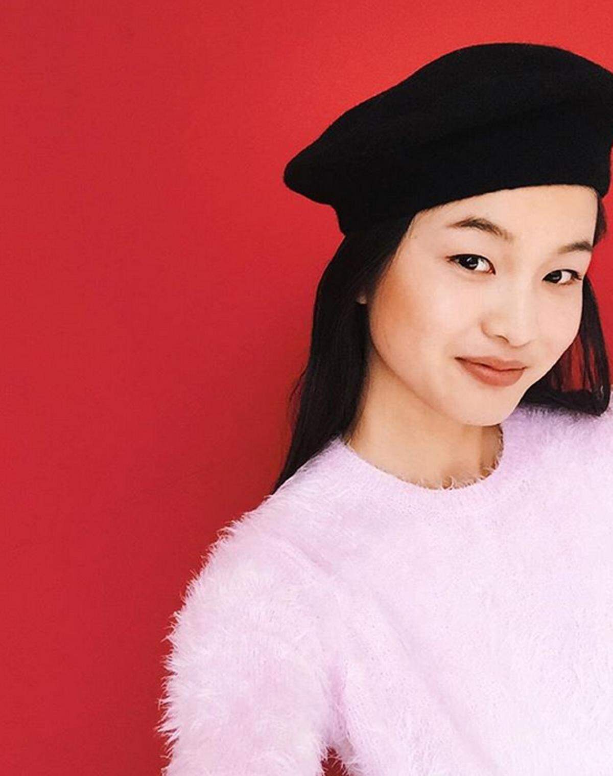 2406 Instagram-Fans hat das 21-jährige chinesische Model erst. Mehr Berühmtheit - auch auf Social Media - wird sich wohl sehr bald einstellen.