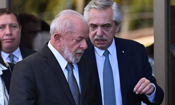 Argentiniens Präsident Alberto Fernandez und Brasiliens Präsident Luiz Inacio Lula da Silva. 