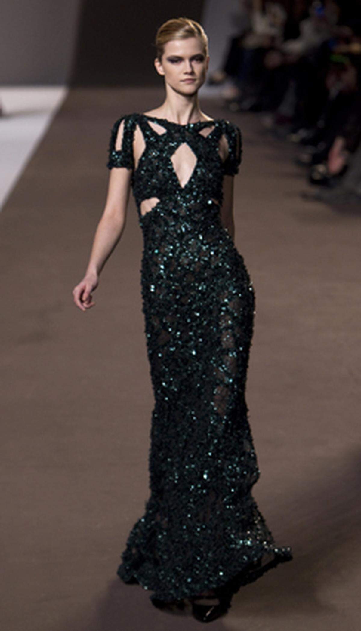 Elie Saab: Paris. HW 10/11