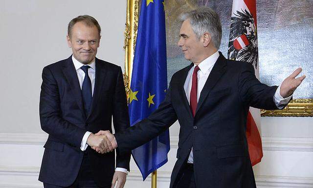 EU-Ratspräsident Donald Tusk (li.) zu Gast in Wien bei Bundeskanzler Werner Faymann.