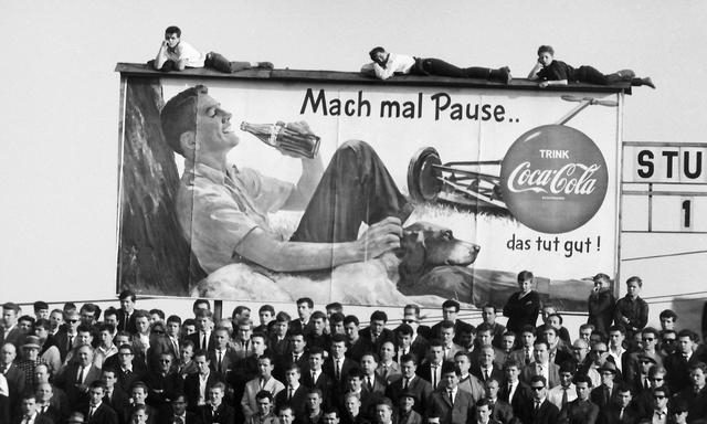 SK Sturm gegen Kapfenberg: ein Bild aus der Gruabn, April 1963.