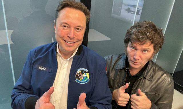 Elon Musk (links) mit dem argentinischen Präsidenten Javier Milei in Texas.