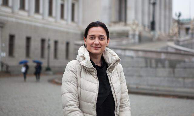 Die 41-jährige Gudrun Kugler zieht überraschend ins Parlament ein, sie erhielt ein Grundmandat über den Wahlkreis Wien Nord. 