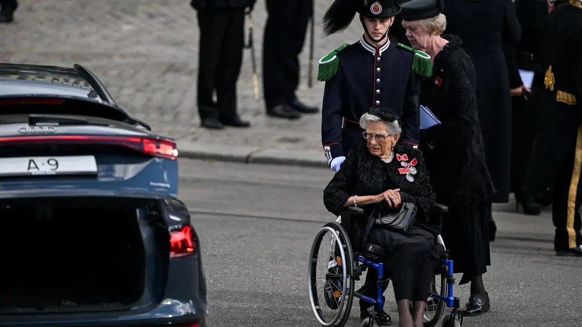 Princess Astrid dies just two days after the funeral of her brother King ...