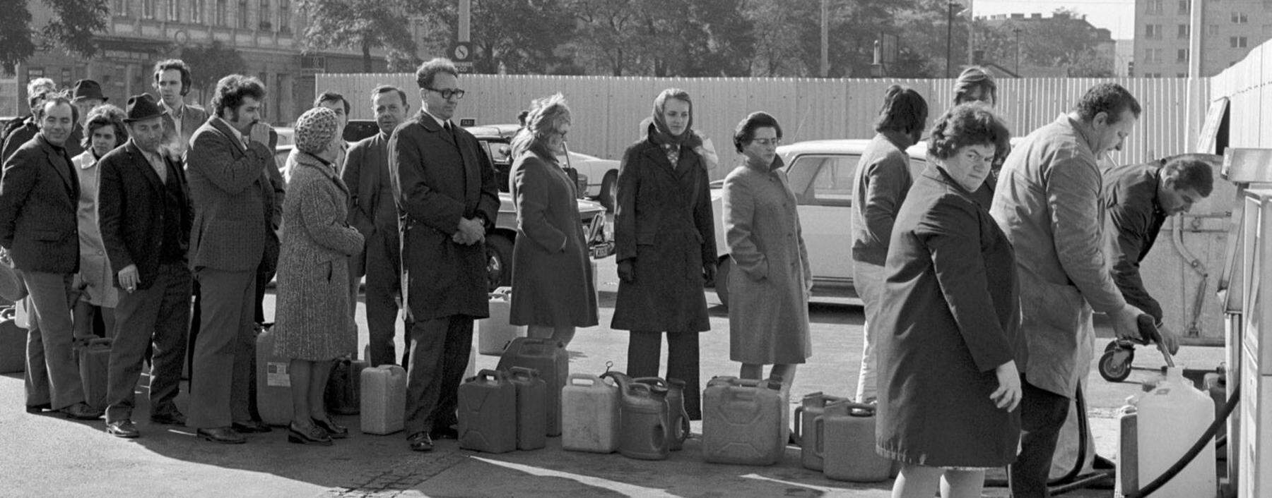 1973 stellten sich die Menschen in Wien sogar mit Kanistern bei Tankstellen an, um Heizöl zu bekommen.