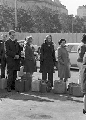1973 stellten sich die Menschen in Wien sogar mit Kanistern bei Tankstellen an, um Heizöl zu bekommen.