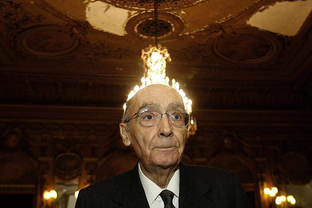 José Saramago (1922 - 2010) - Portugal "Die Stadt der Blinden" ist wohl das bekannteste Buch des Portugiesen. Er ist aber nicht nur Romancier, sondern auch Lyriker, Essayist, Erzähler und Dramatiker. Er erhielt den Nobelpreis für "sein Werk, dessen Parabeln die Menschen die trügerische Wirklichkeit fassen lassen".