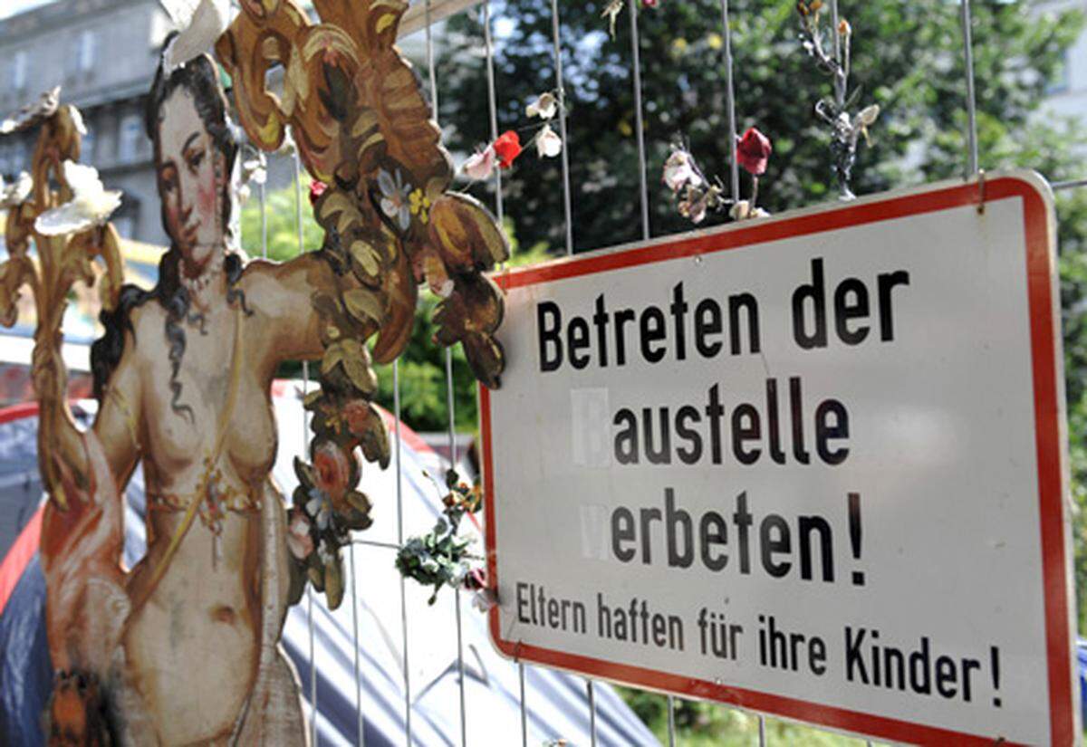 Am Augartenspitz soll der Konzertsaal für die Wiener Sängerknaben errichtet werden. Das Projekt wird seit Jahren geplant und ist höchst umstritten. Im April 2008 gründete sich die Bürgerinitiative "Josefinisches Erlustigungskomittee", die mittlerweile 10.000 Unterschriften gegen das Vorhaben gesammelt hat.