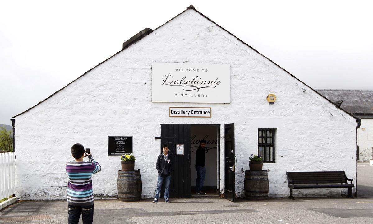 Highlands nennt sich die größte Whiskyregion Schottlands im Norden des Landes. Highland-Whiskys sind meist kräftig, herb und torfig.
