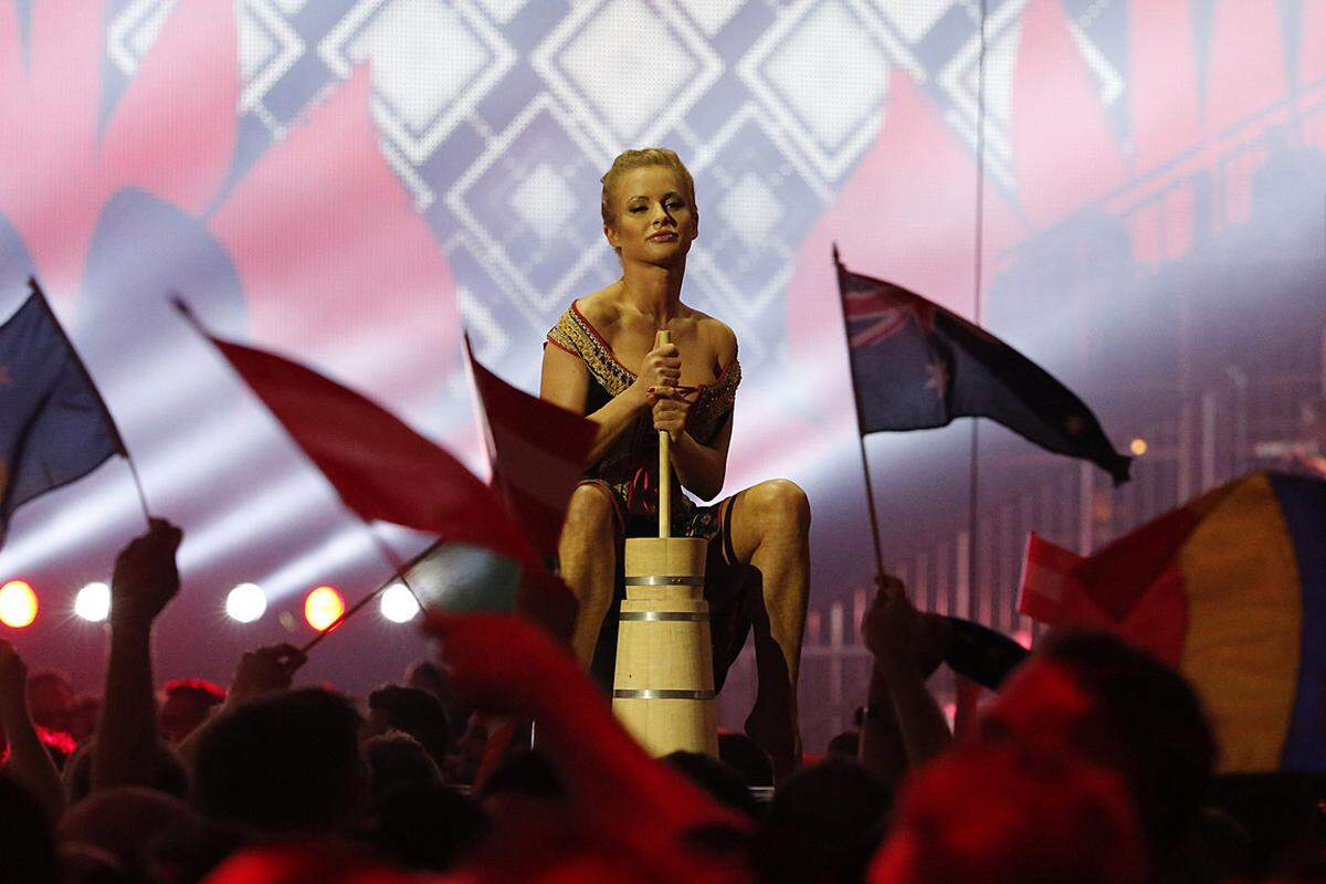 Sagen wir es einmal so: Die polnischen Kandidaten von 2014, Donatan &amp; Cleo, versuchten nicht in erster Linie mit musikalischer Qualität zu überzeugen. Höhepunkt der Live-Performance zu "My Slowianie- We Are Slavic": Die Dramen, die im knappen Folklore-Kleidchen "Butter stampften" und übers Waschbrett rubbelten.