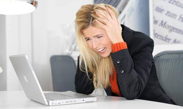 EDV- und PC-Probleme bereiten 2,4 Prozent der Büroangestellten Stress.