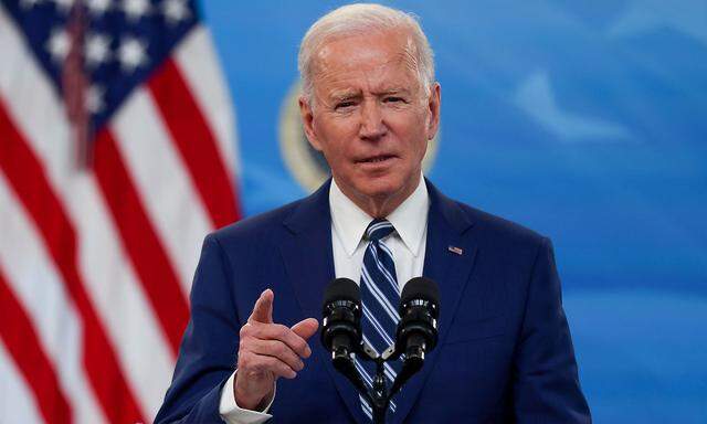 FILE PHOTO: U.S. President Biden delivers remarks after a meeting with his COVID-19 Response Team at the White House campus in Washington