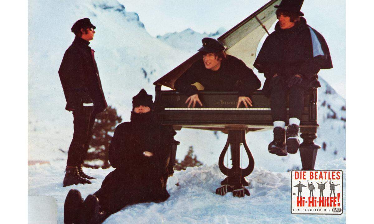 Die Schneeszenen zum Beatles Film "Help" wurden 1965 in Obertauern gedreht. Da keiner der Musiker Skifahren konnte, wurden Skilehrer als Doubles eingesetzt. "Sehr talentiert waren sie nicht, aber lustig. Sie wollten einfach Spaß haben und Schuss fahren", erzählte Herbert Lürzer (Double für Paul McCartney) dem Salzburgerland Magazin. Die vier Musiker, die während der Zeit ihr einziges Österreich Konzert im Hotel Marietta gaben, dürften die Zeit aber sehr genossen haben, denn viele der Einheimischen kannten die Beatles damals gar nicht.