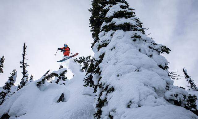 Das Ski-Wunderkind in Aktion: Im Sturm hat Kai Jones die Winterwelt erobert. „Ich habe die Liebe dafür sehr früh mitbekommen.“