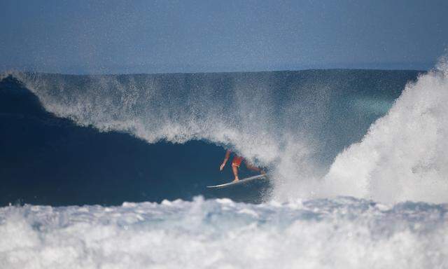 Surfen in Hawaii, Archivbild aus dem Jahr 2017.