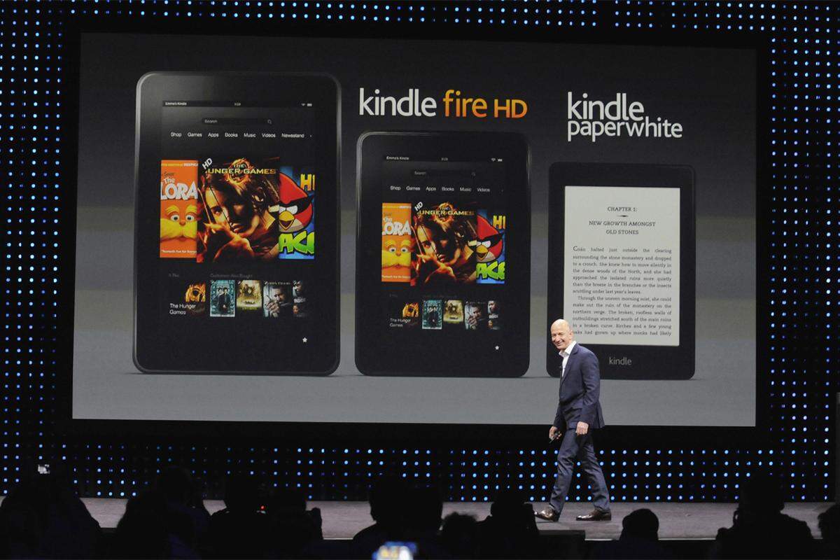 Das Kindle Fire HD mit dem 8,9-Zoll-Display scheint als Kampfansage an Apples iPad gedacht zu sein, während das kleinere 7-Zoll-Tablet wohl auf das neue Google-Tablet Nexus 7 abzielt. Auch für E-Book-Fans gibt es Neuigkeiten: Der Reader "Paperwhite" will mit einem besser lesbaren Display punkten.