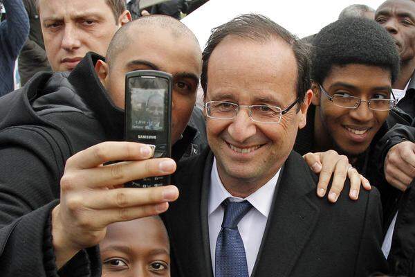 In seinem 60-Punkte-Programm für Arbeit, Bildung und Jugend fordert Hollande eine Reichensteuer von 75 Prozent. Die Linken will er um sich scharen, Grabenkämpfe vermeiden und ganz Frankreich per Dialog voranbringen.