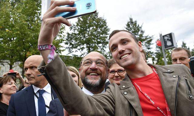 Ein Selfie mit dem SPD-Kanzlerkandidaten.