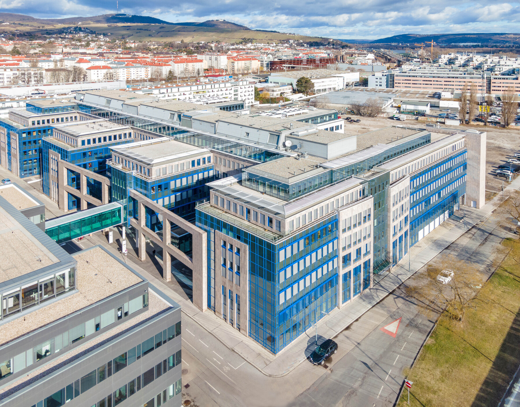 Büro-Deal: Raiffeisen kauft Business-Center Muthgasse in Wien-Döbling