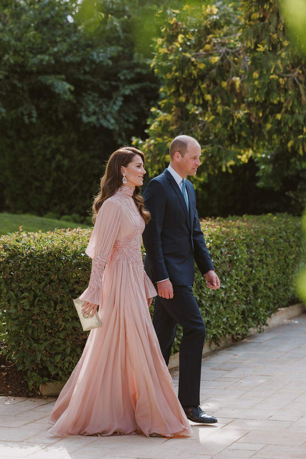 Prinzessin Catherine (in einem Kleid von Elie Saab) und Prinz William zählten ebenfalls zu den Gästen. 