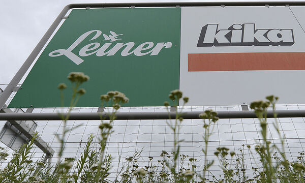 THEMENBILD: MOeBELKETTE KIKA/LEINER