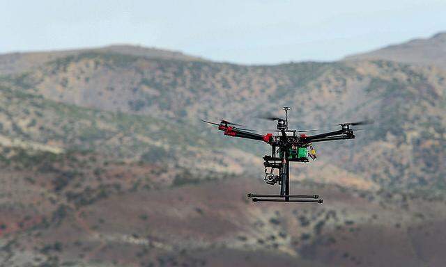 Festnahmen im Fall mysteriöser Drohnen über AKW 